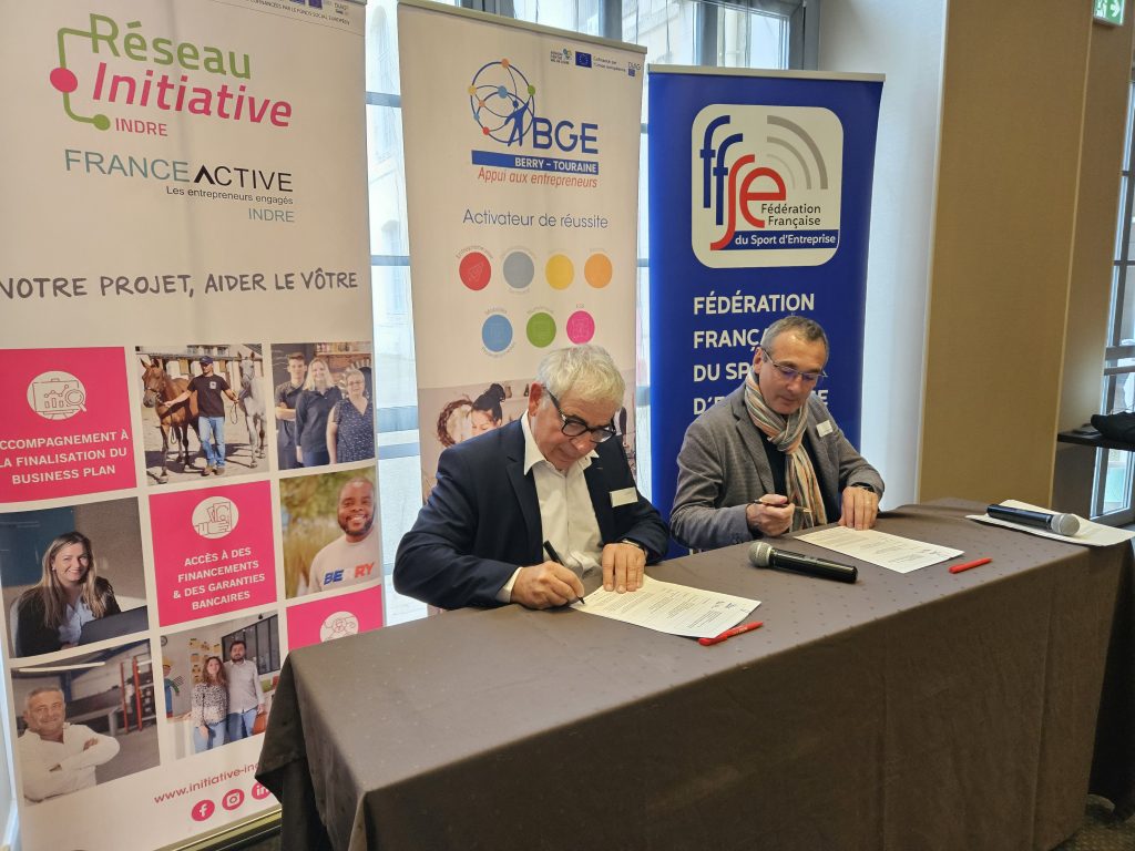 Signature convention de partenariat BGE Berry-Touraine et la LCSE